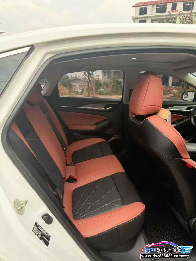 23年长安逸动轿车抵押车出售