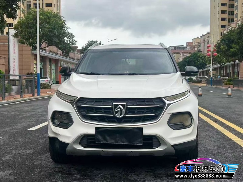 17年宝骏510轿车抵押车出售