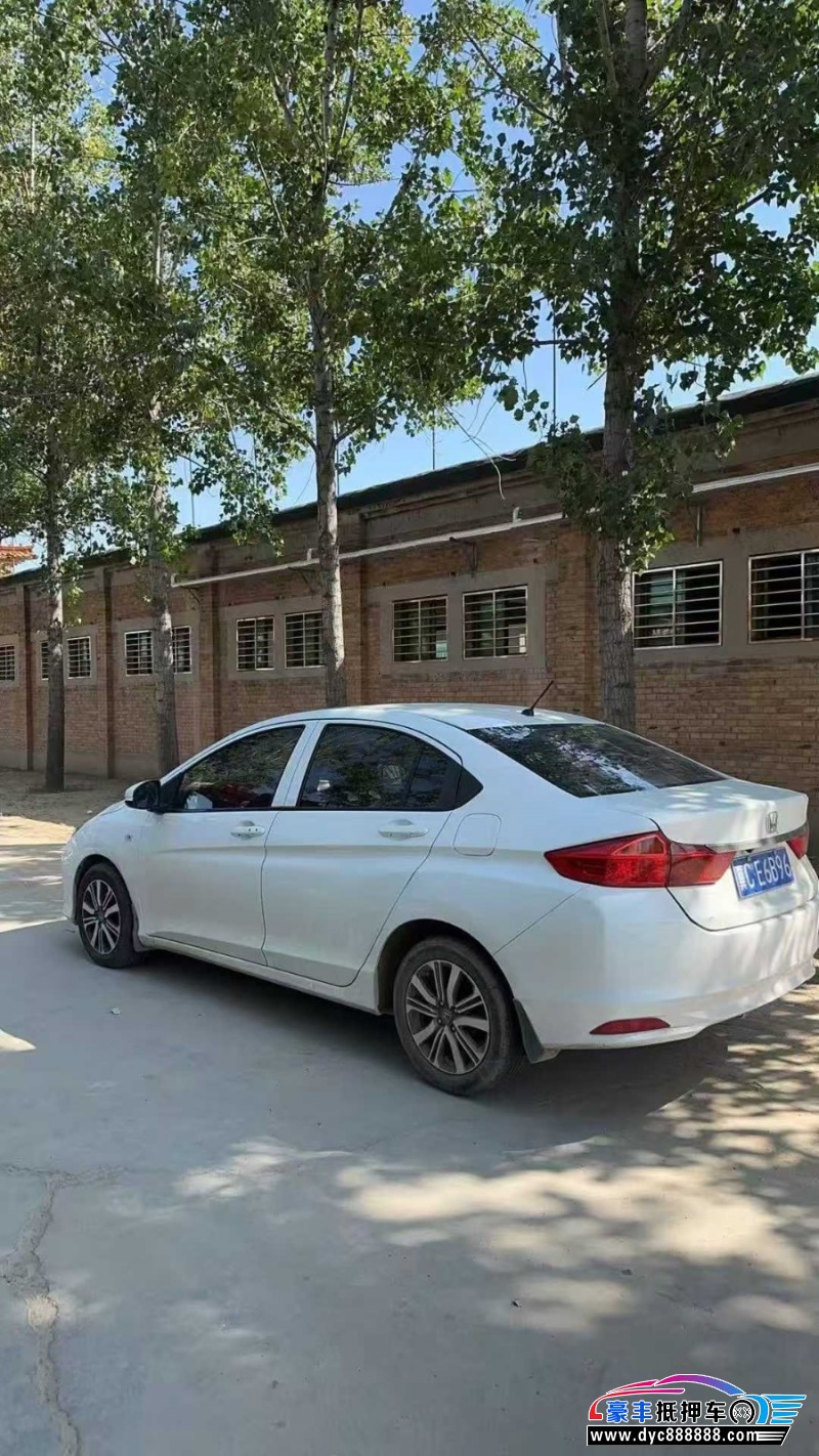 19年本田锋范轿车抵押车出售