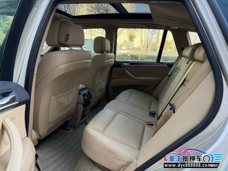 13年宝马X5轿车抵押车出售