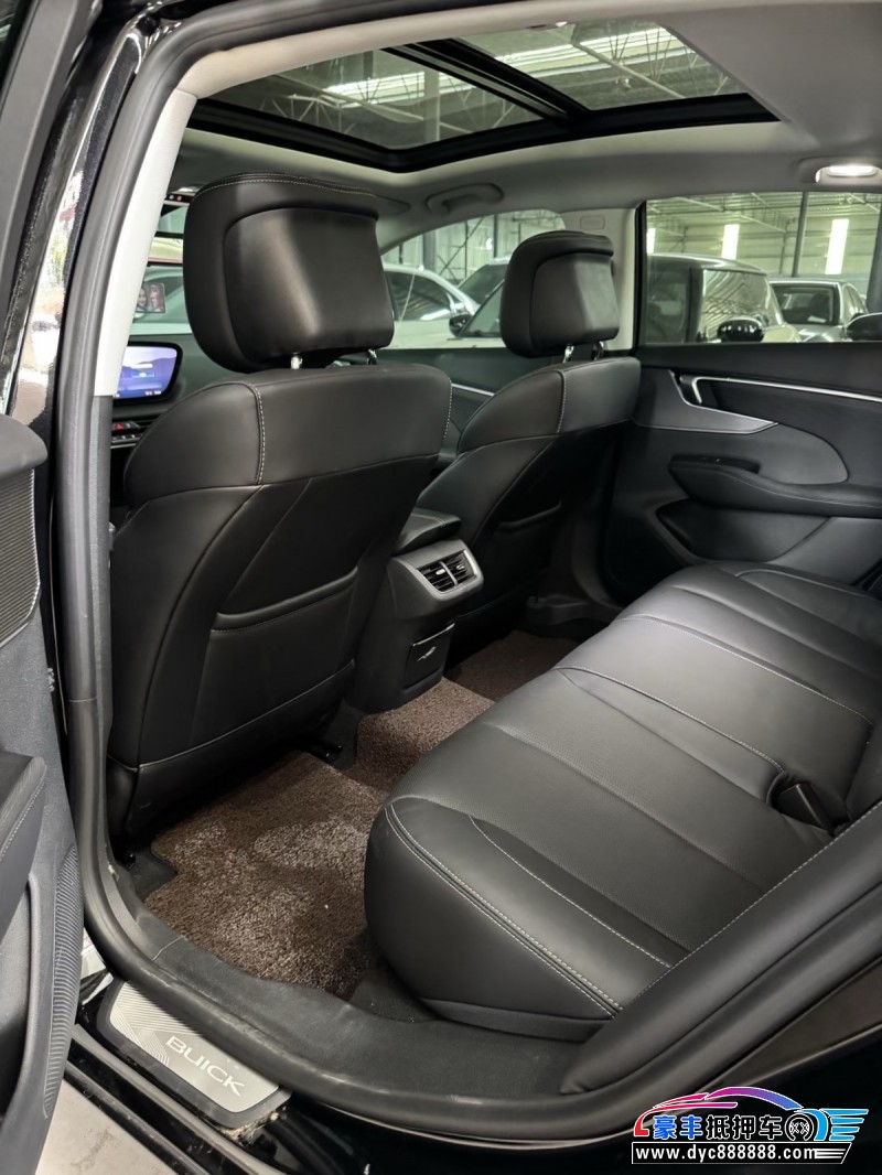 24年别克君越轿车抵押车出售