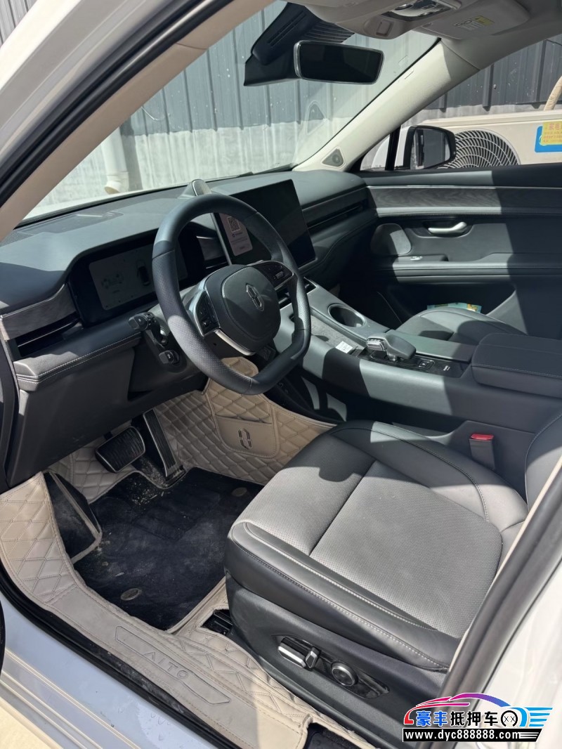 23年华为问界轿车抵押车出售