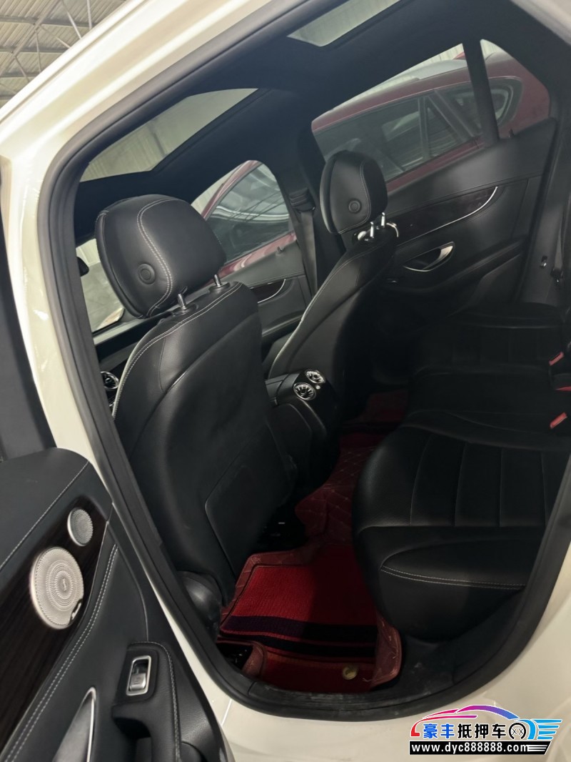 16年奔驰GLC轿车抵押车出售