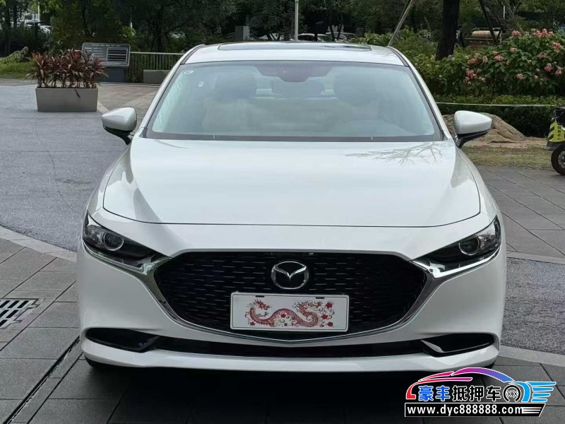 25年马自达昂克赛拉轿车抵押车出售