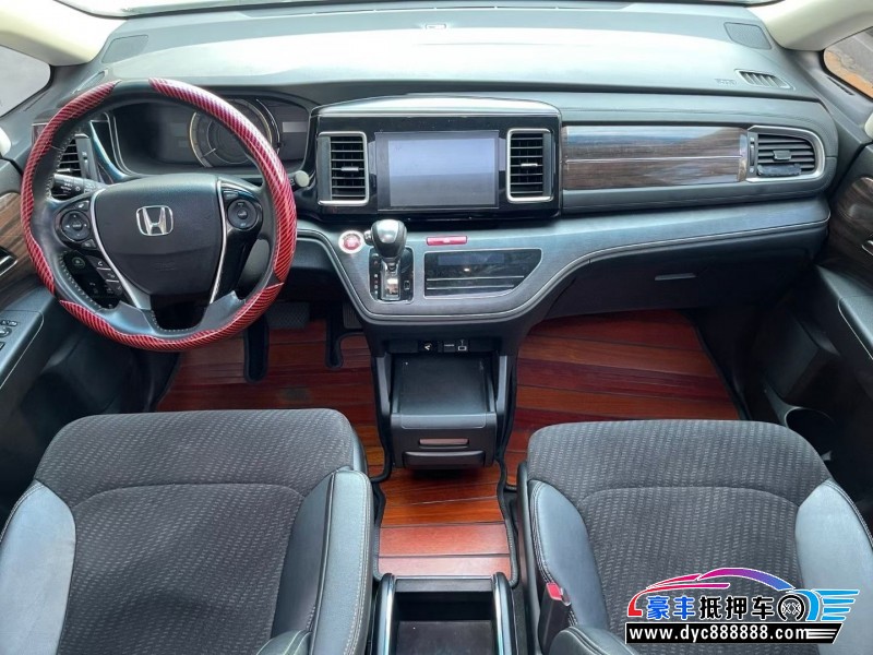 18年本田艾力绅轿车抵押车出售