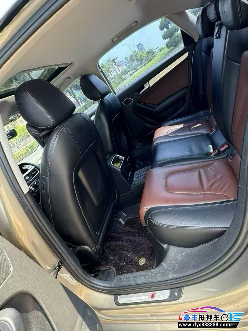 14年奥迪A4L轿车抵押车出售