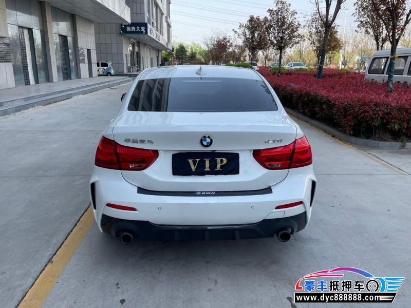 22年宝马1系轿车抵押车出售