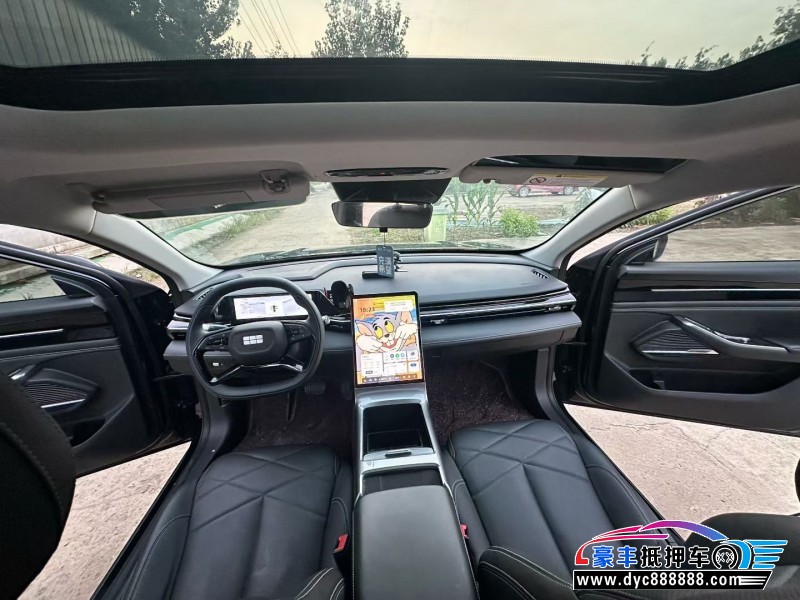 24年吉利银河L6轿车抵押车出售