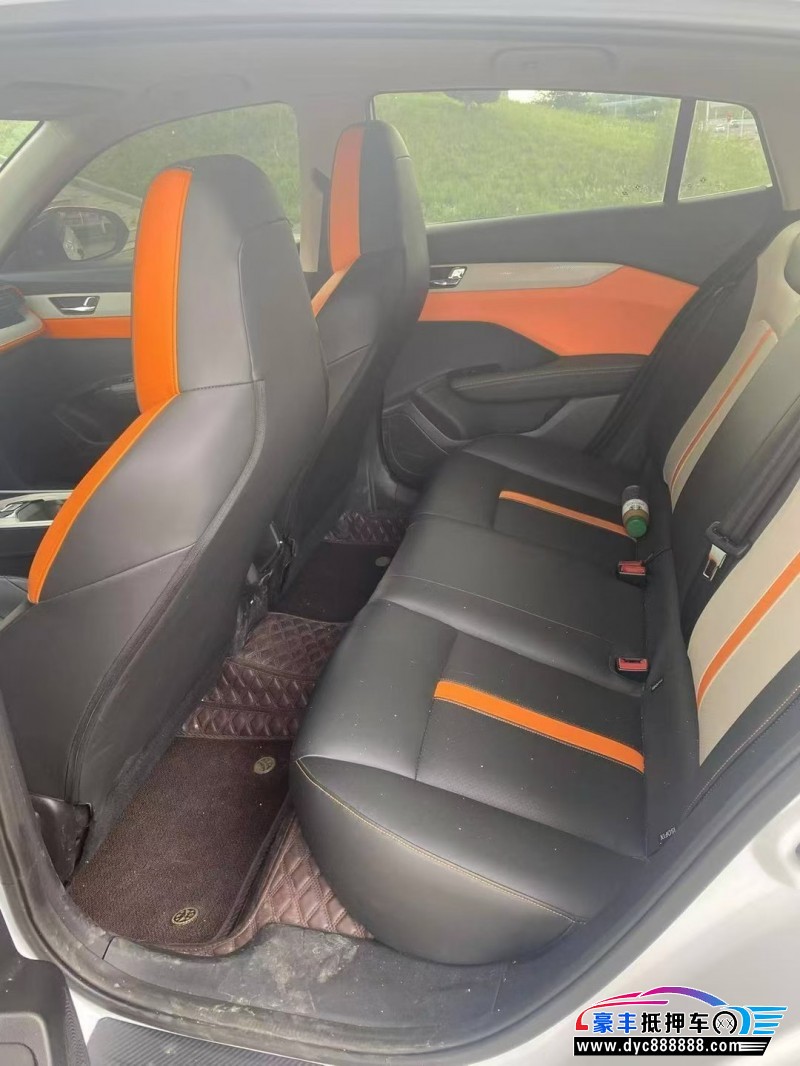 23年东风风神奕炫轿车抵押车出售