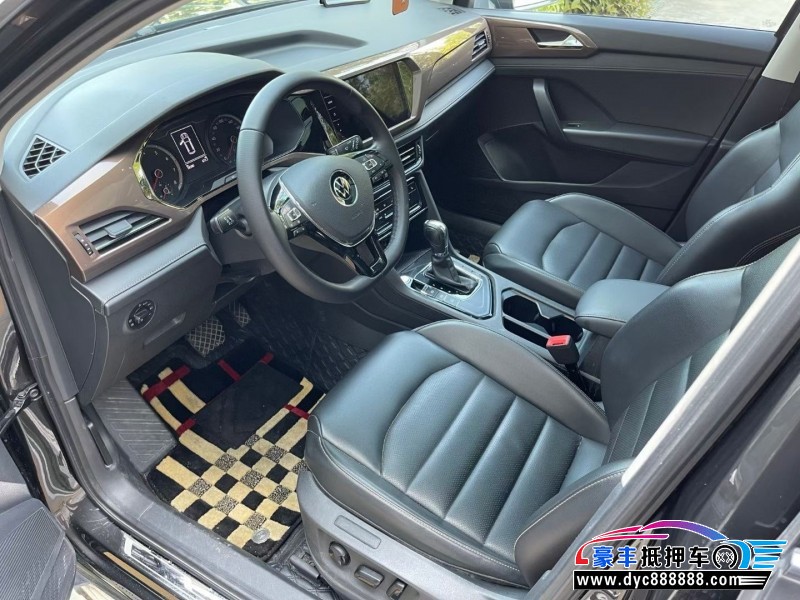 21年大众途岳轿车抵押车出售