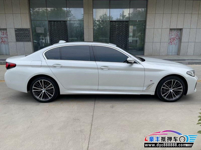 22年宝马5系轿车抵押车出售