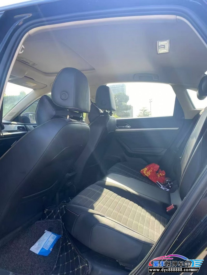 19年大众朗逸轿车抵押车出售