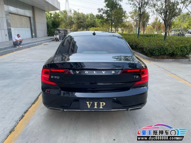 20年沃尔沃S90轿车抵押车出售
