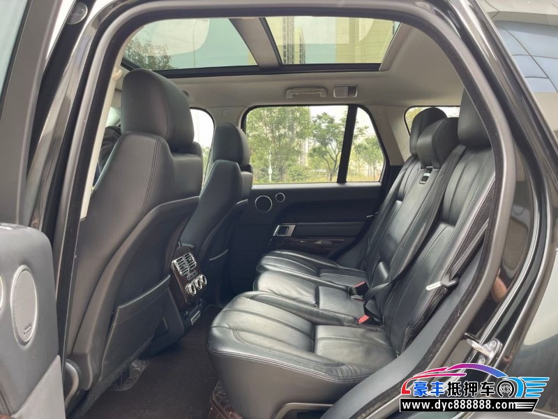 16年路虎揽胜行政轿车抵押车出售