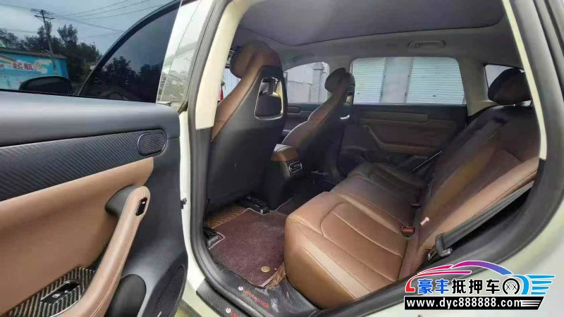 23年零跑C11轿车抵押车出售