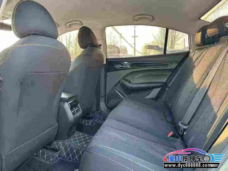 23年荣威i5轿车抵押车出售