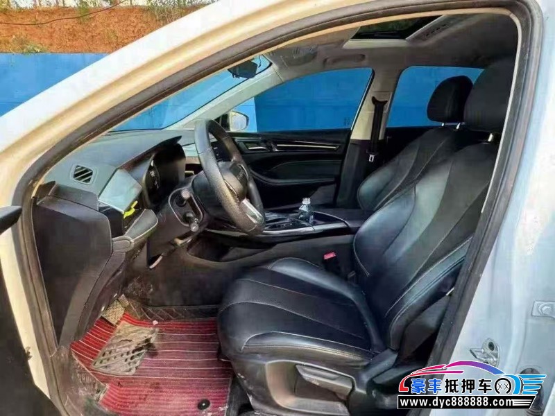 23年荣威i5轿车抵押车出售