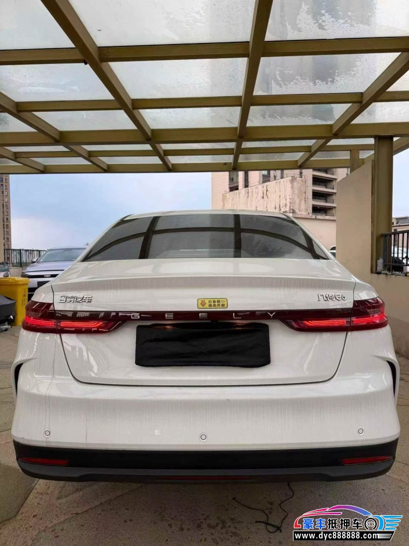 24年吉利几何轿车抵押车出售