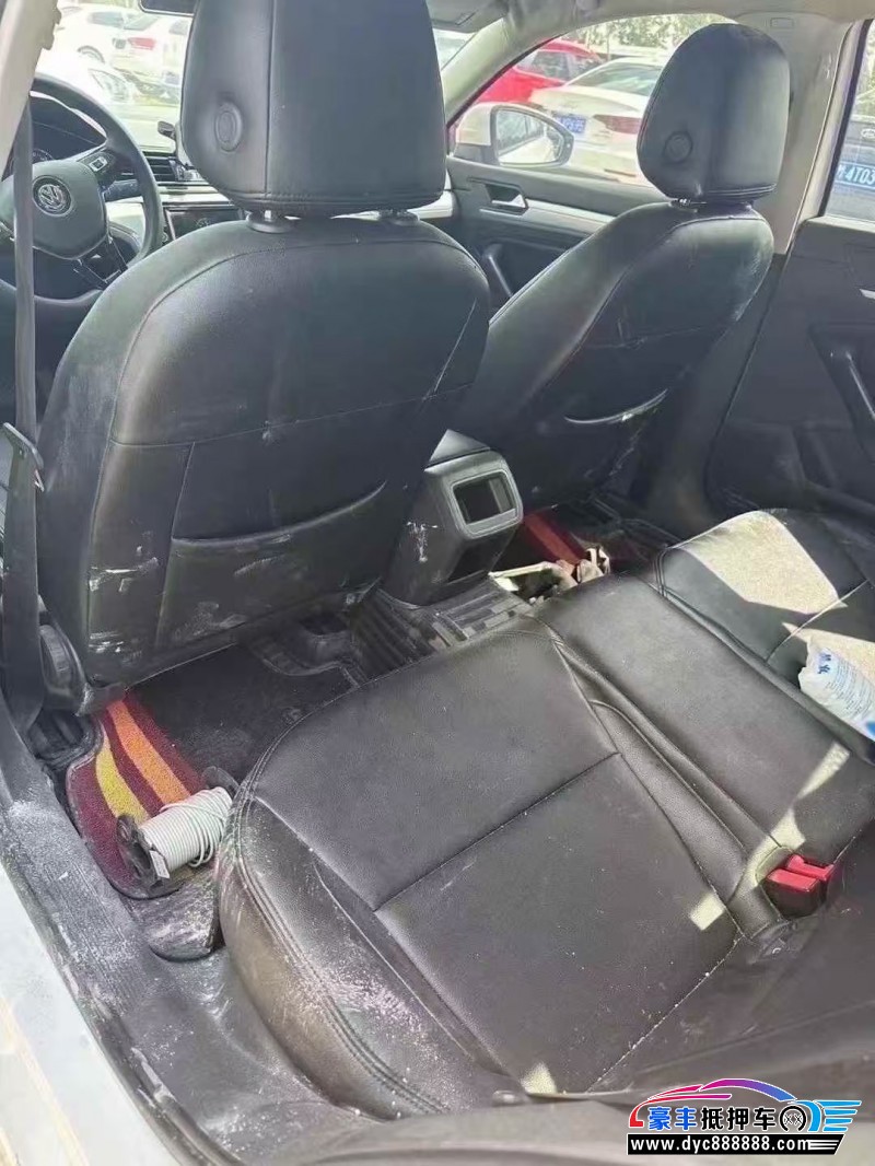 19年大众凌渡轿车抵押车出售