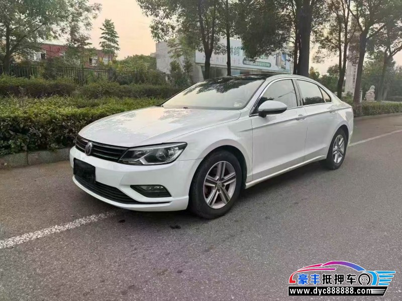 17年大众凌渡轿车抵押车出售