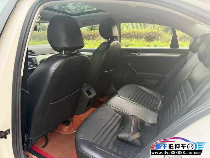 17年大众凌渡轿车抵押车出售