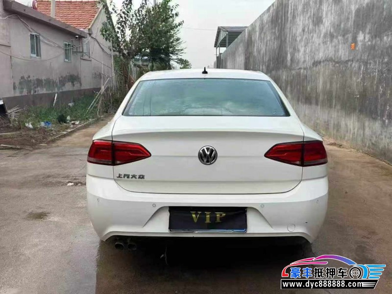 18年大众凌渡轿车抵押车出售