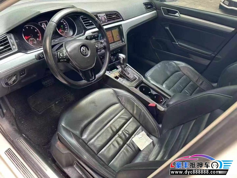 15年大众凌渡轿车抵押车出售