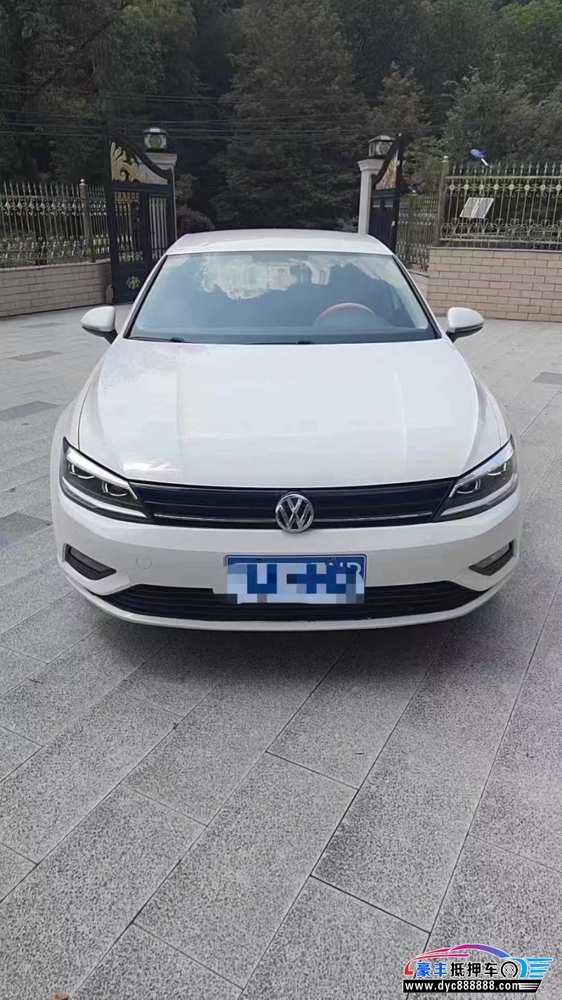 18年大众凌渡轿车抵押车出售