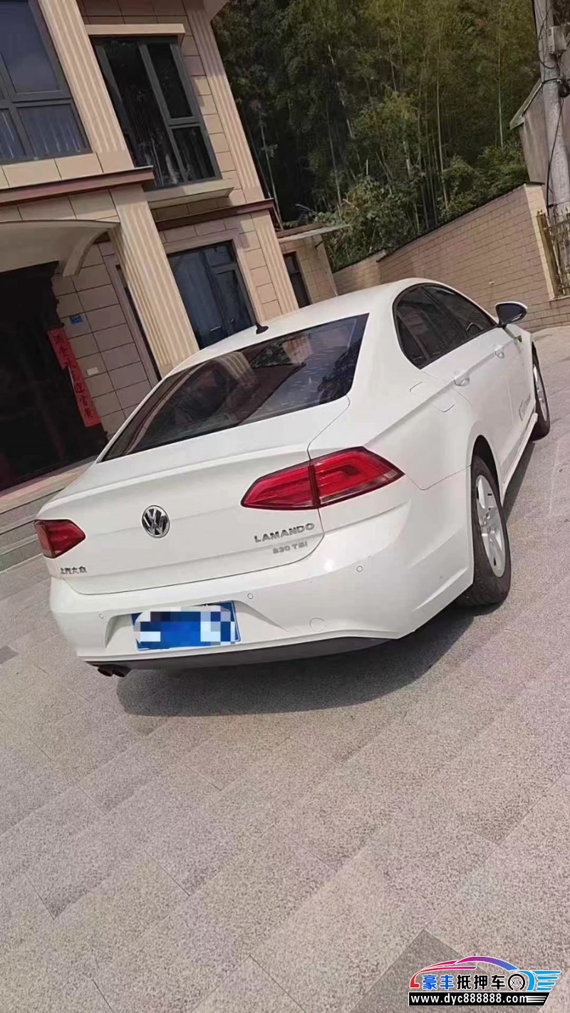 18年大众凌渡轿车抵押车出售