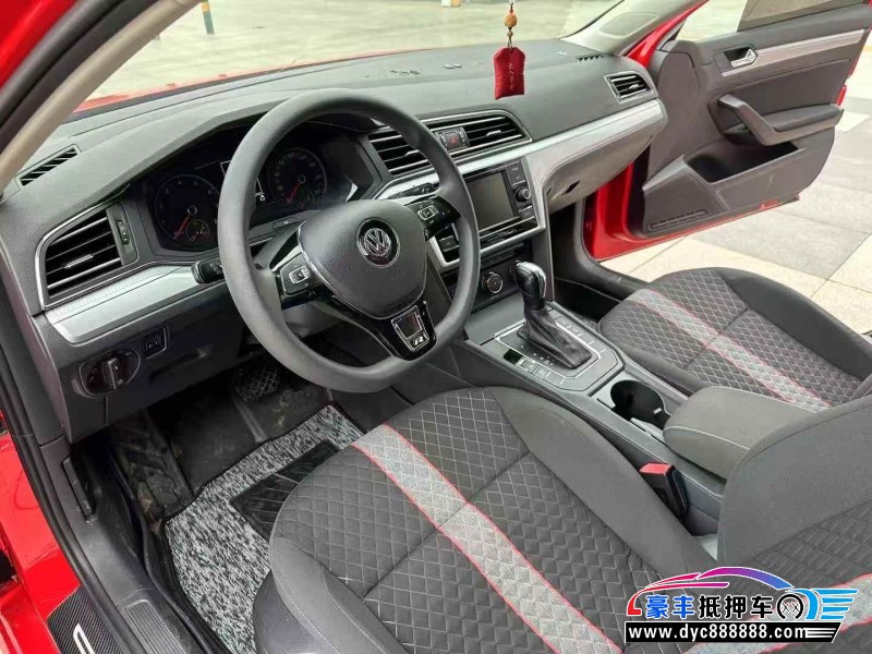 21年大众凌渡轿车抵押车出售