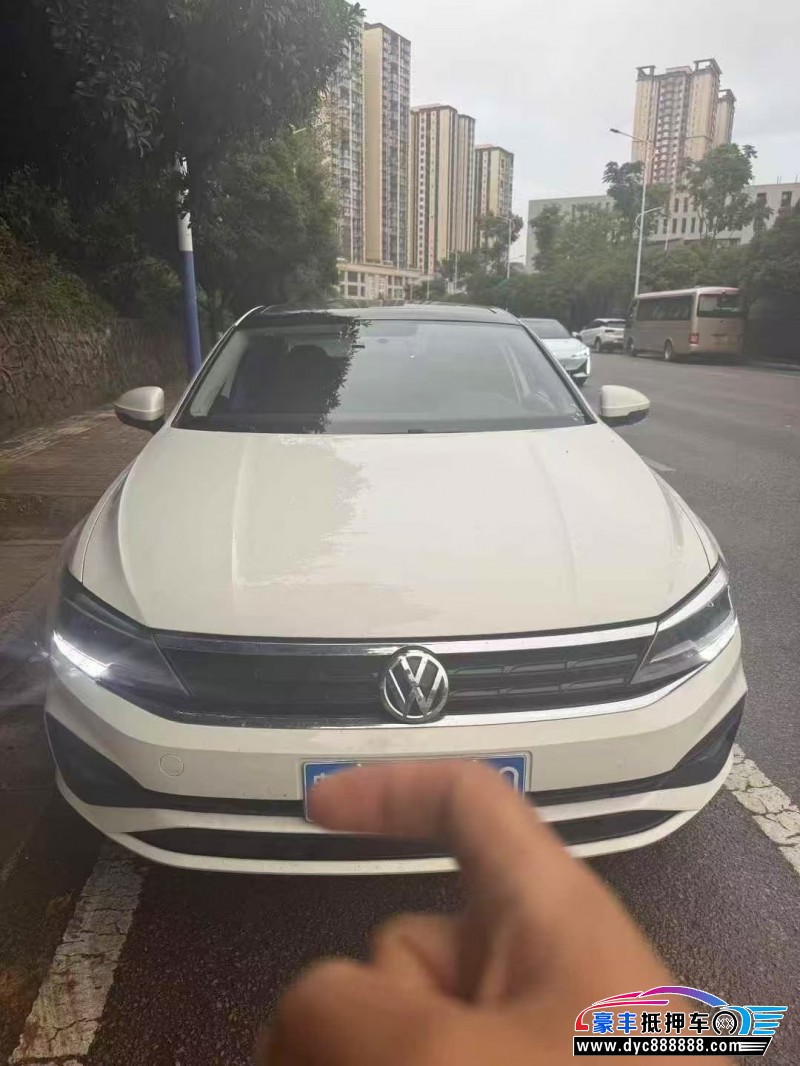 21年大众凌渡轿车抵押车出售