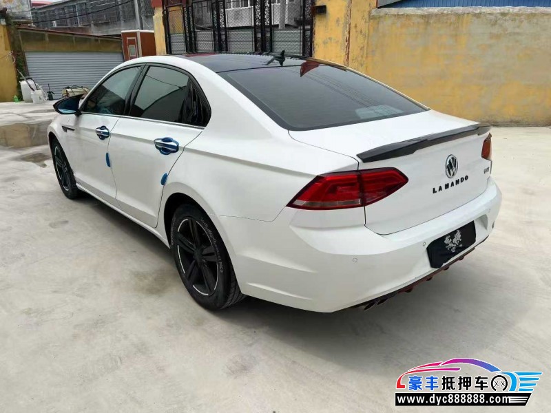 16年大众凌渡轿车抵押车出售