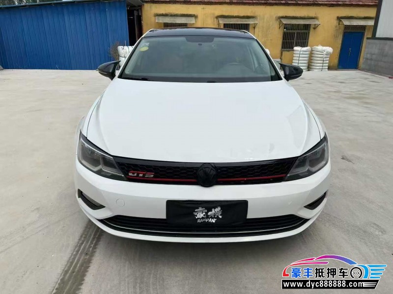 16年大众凌渡轿车抵押车出售