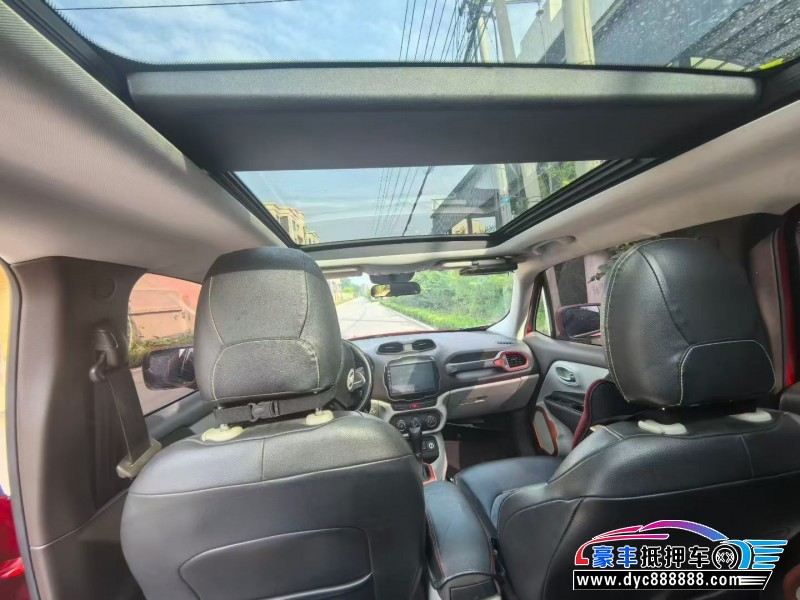 17年Jeep自由侠SUV抵押车出售