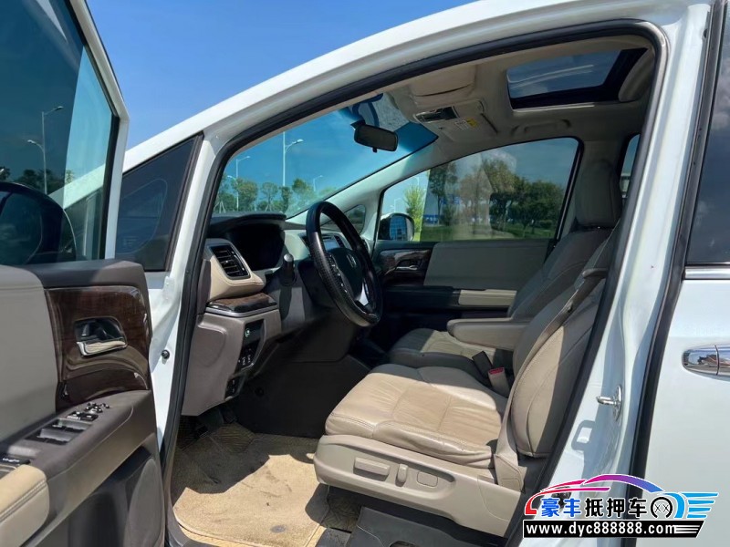 18年本田奥德赛轿车抵押车出售