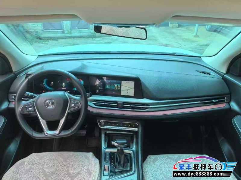 20年长安长安CS55轿车抵押车出售