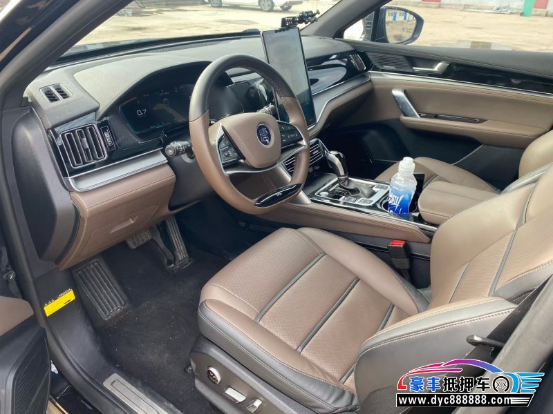 20年比亚迪唐轿车抵押车出售