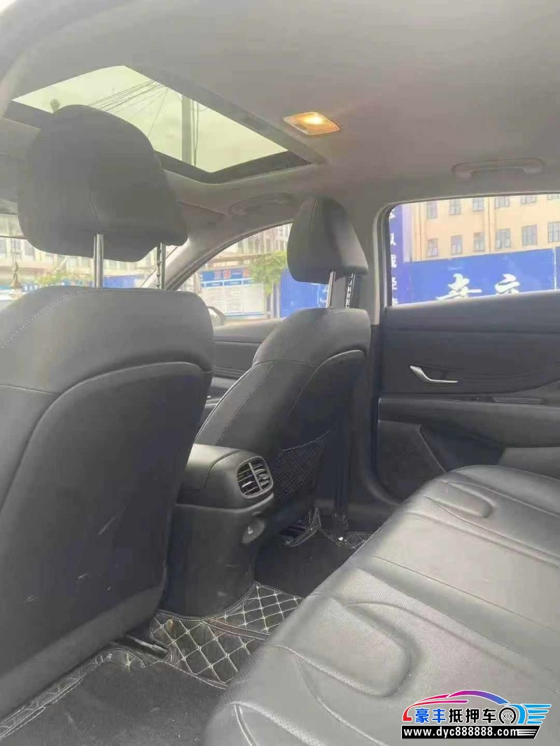 23年现代伊兰特轿车抵押车出售