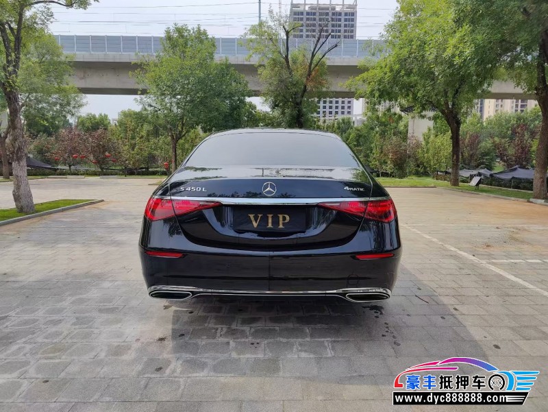 22年奔驰S轿车抵押车出售