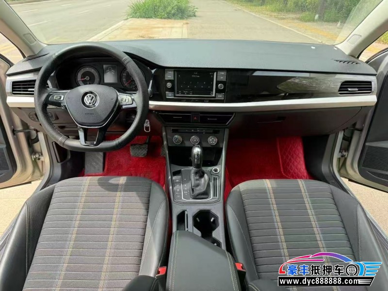 20年大众朗逸轿车抵押车出售