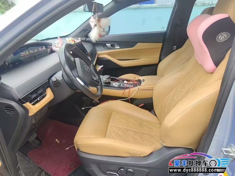 21年长安长安UNI轿车抵押车出售