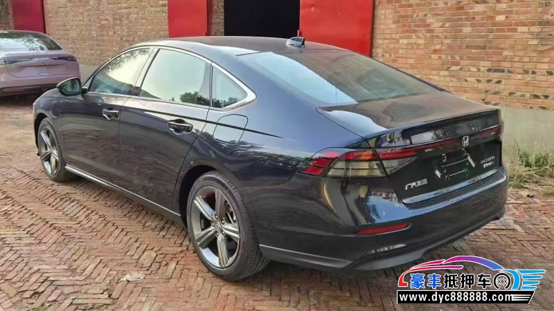 25年本田雅阁轿车抵押车出售