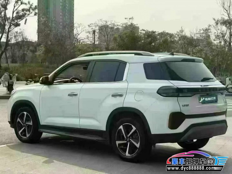 22年现代ix35轿车抵押车出售