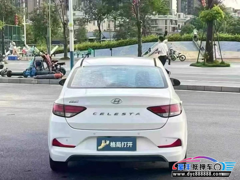 19年现代悦动轿车抵押车出售