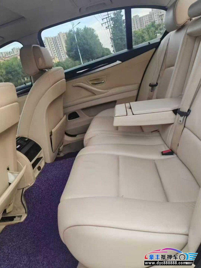 13年宝马5系轿车抵押车出售