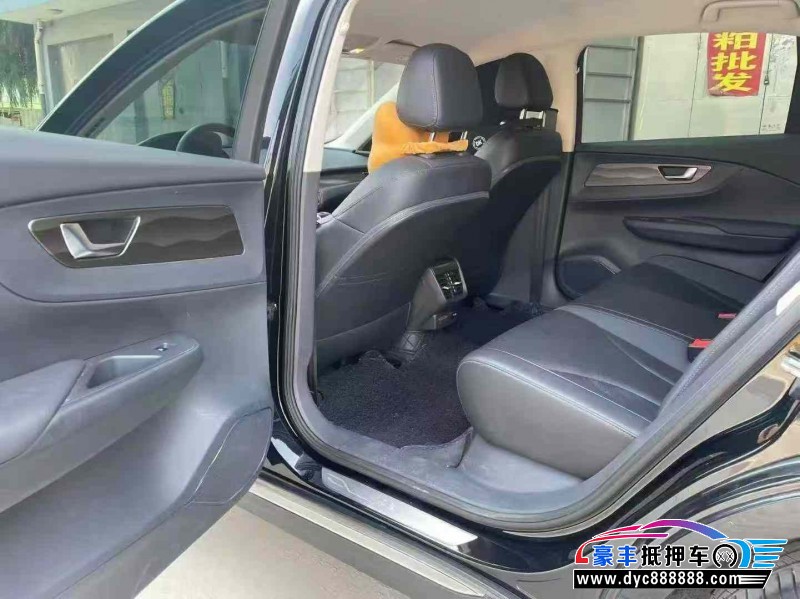 23年红旗EQM5轿车抵押车出售