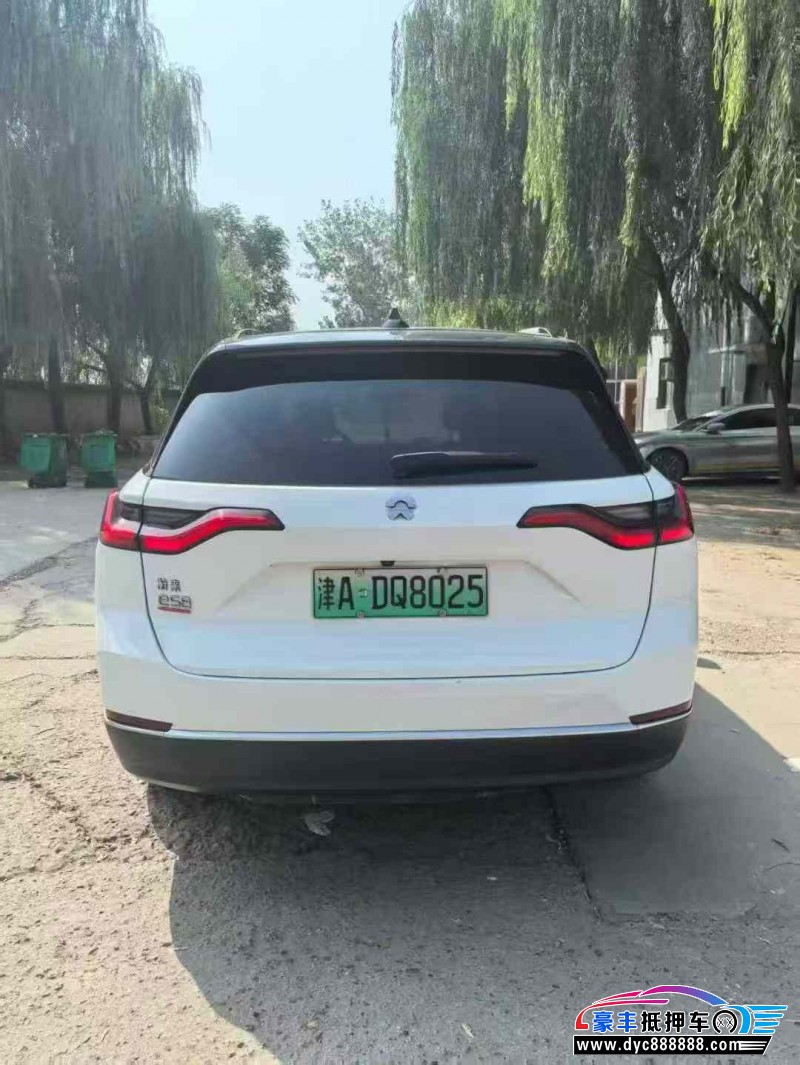 21年蔚来ES8轿车抵押车出售