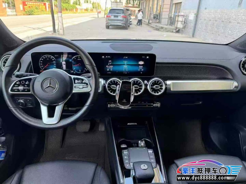 20年奔驰GLB轿车抵押车出售