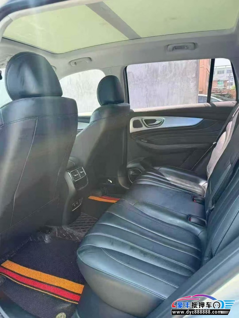 20年荣威RX5轿车抵押车出售