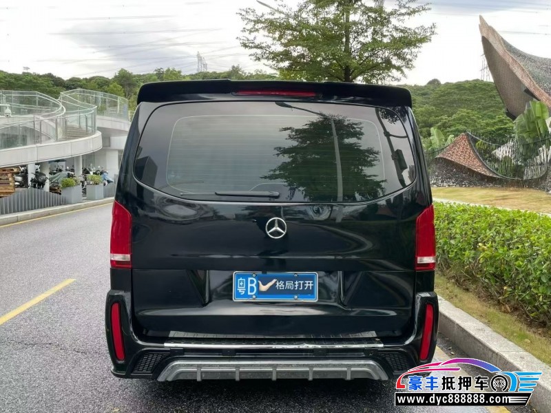 20年奔驰威霆轿车抵押车出售